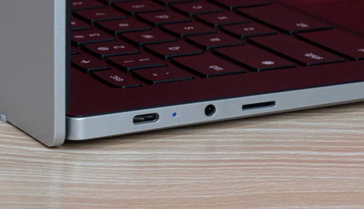 Samsung Galaxy Chromebook Go Chromebook for browsing
