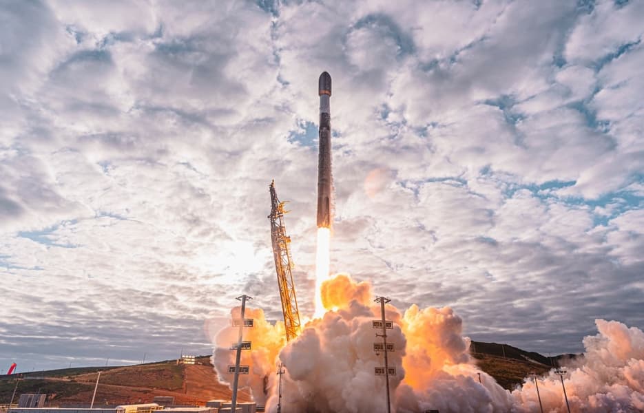 Запуск ракети SpaceX Falcon 9