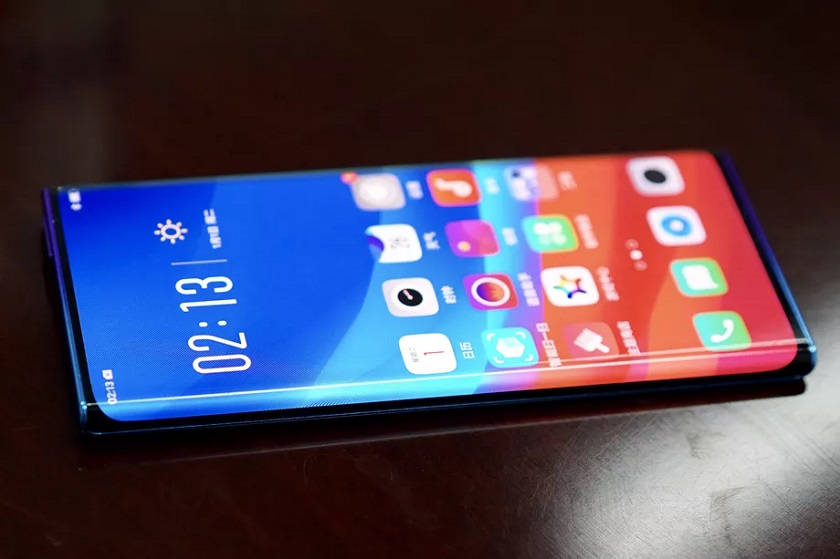 Oppo анонсувала новий смартфон із «дисплеєм-водоспадом»