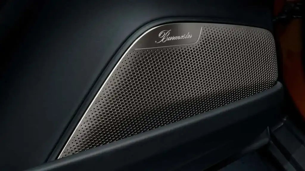 Динамік Burmester в автомобілі Porsche