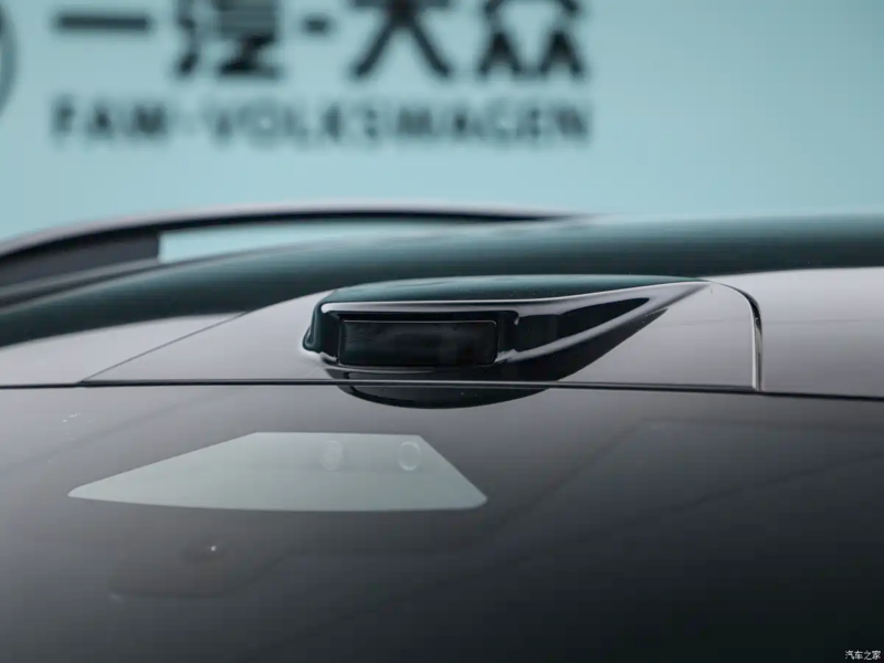 LiDAR на даху Volkswagen ID. Aura T6