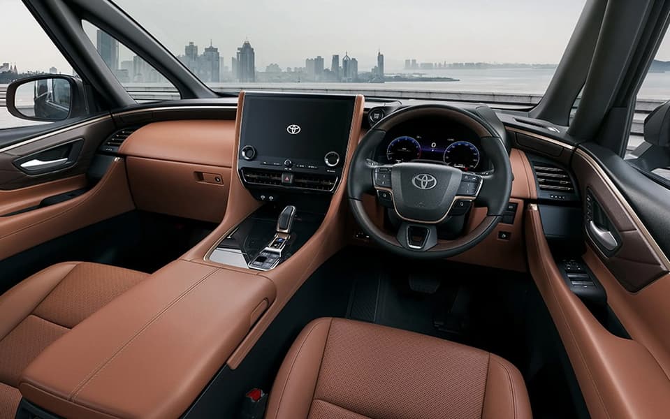Інтер'єр Toyota Vellfire