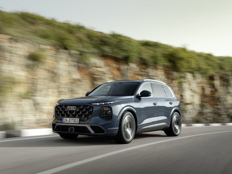 Audi Q7 2026 передняя часть