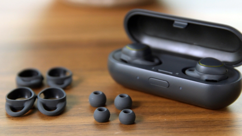 Навушники Samsung Galaxy Buds отримають бездротову зарядку