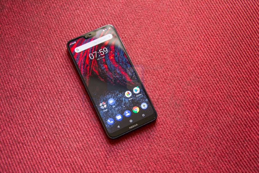 HMD Global убрала возможность скрывать «монобровь» в смартфоне Nokia 6.1 Plus