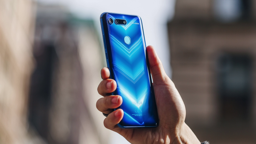 Какие смартфоны Honor получат ОС Android Q