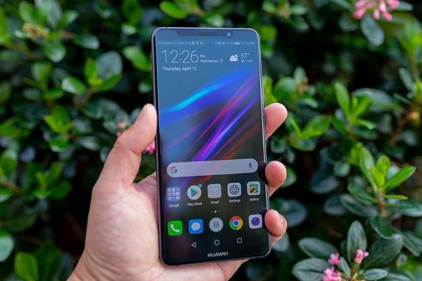 Новое «живое» фото Honor Note 10: большой дисплей без выреза и тонкие рамки