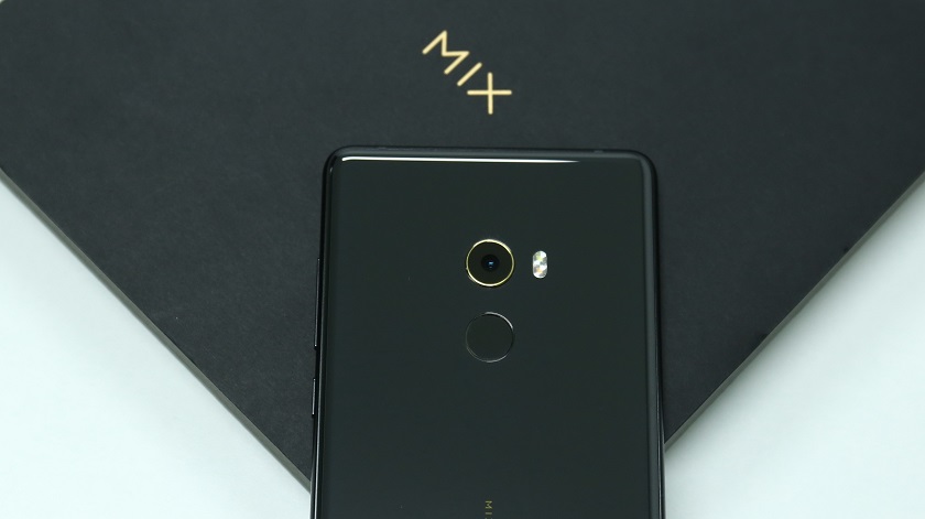 Mi Mix 4 не будет? Xiaomi может переименовать свои флагманы