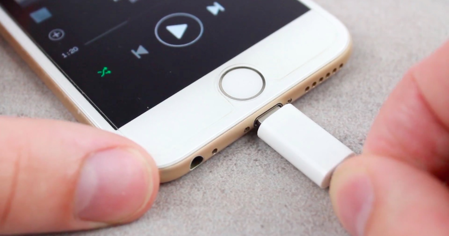 Apple все ж таки змусять відмовитися від Lightning