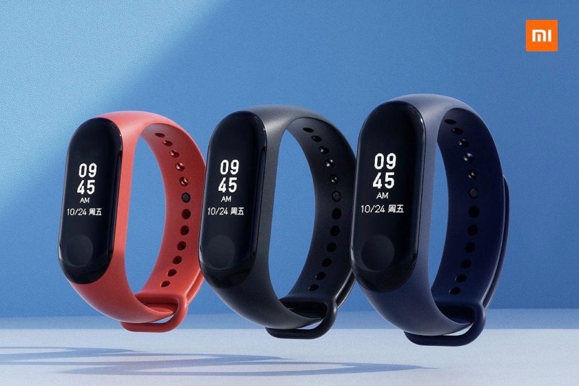 Схожий на Mi Band 3: у мережі з'явилися перші «живі» фотографії смарт-браслета Xiaomi Mi Band 4