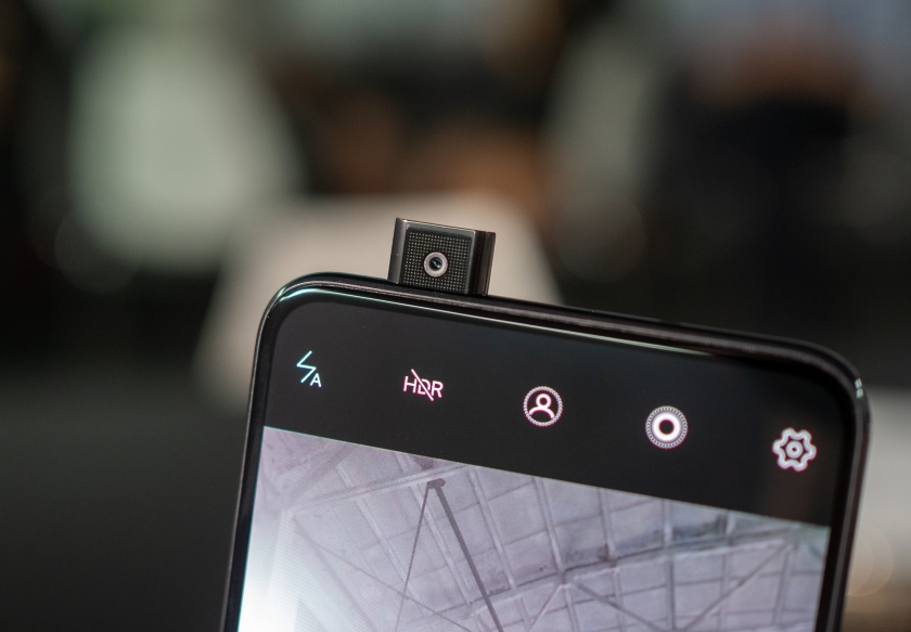 Смартфон Samsung Galaxy A90 з висувною селфі-камерою з'явився на концепт-рендерах