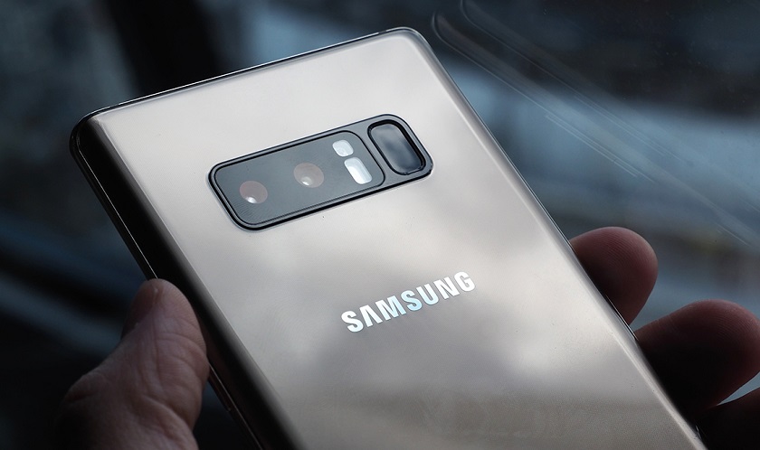 Флагманов Samsung Galaxy S10 точно будет три: их снабдят подэкранными сканерами отпечатков пальцев