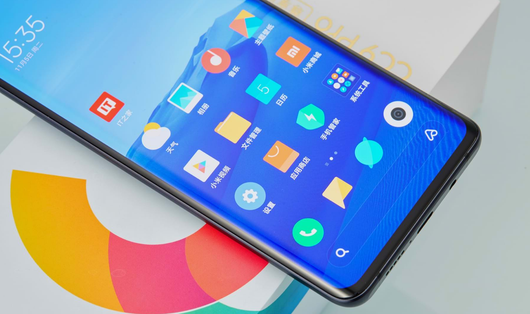 Xiaomi Mi 10 та Mi 10 Pro розсекречені: відомі характеристики та ціни флагманів