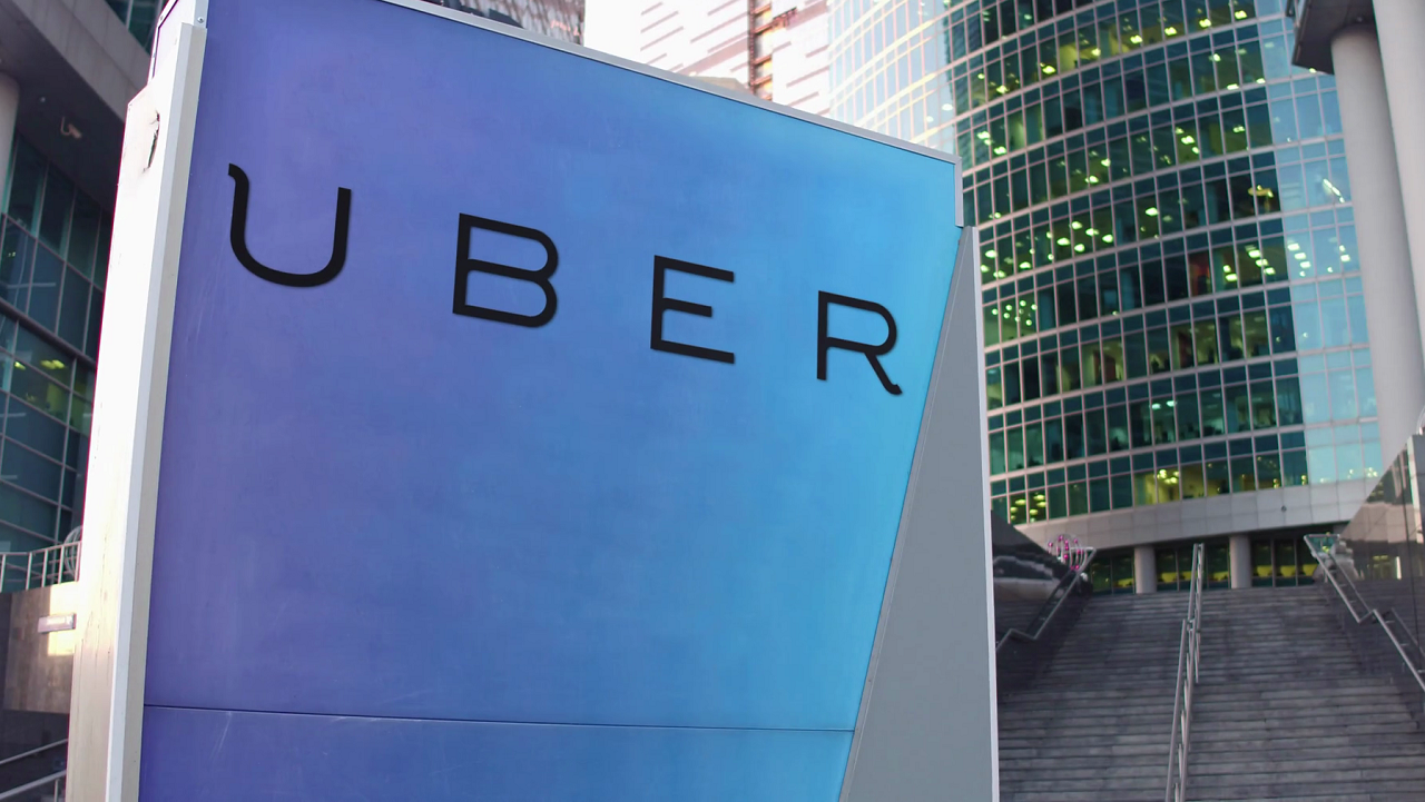 Again, losses: the financial results of 2017 report that the Uber is losing money