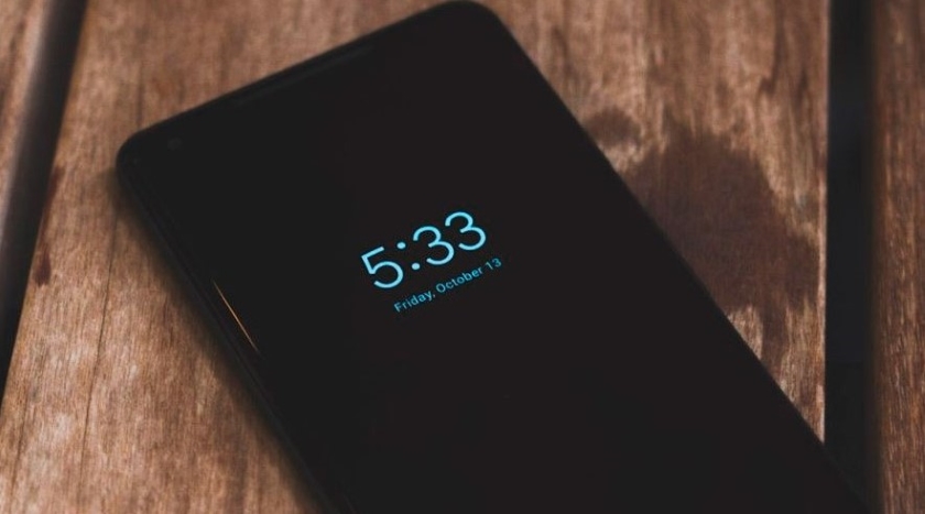 Все смартфоны Xiaomi с OLED-дисплеями получат функцию Dual Clock Always-On Display
