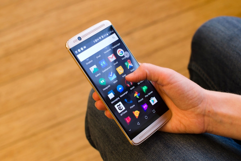 ZTE Axon 9: the first images and features of the smartphone