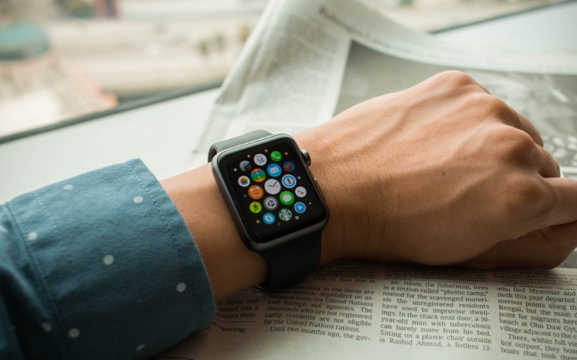KGI: "smart" watch Apple Watch 4 will get a new design and an enlarged screen