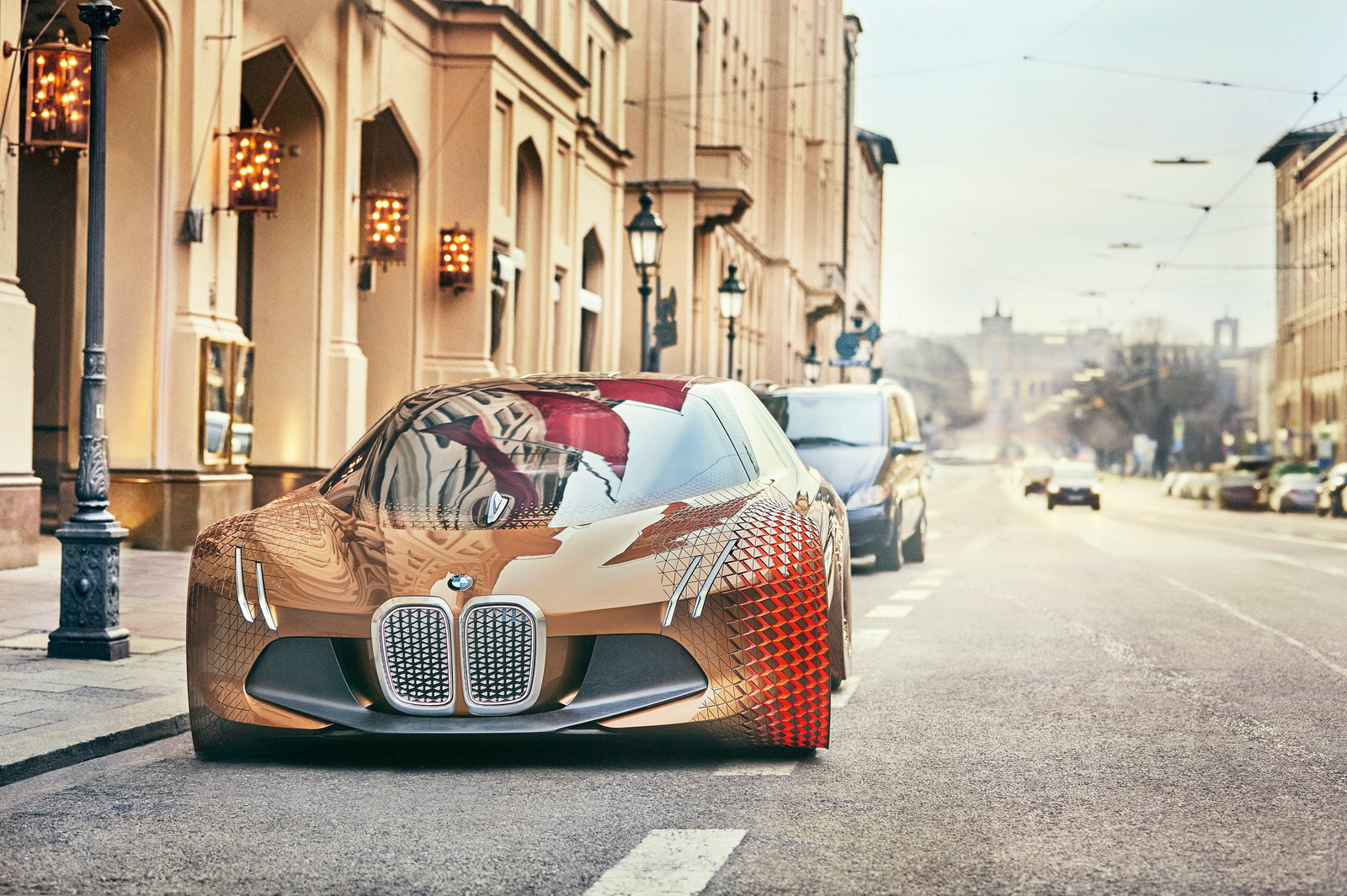 BMW promises that its iNext will emit 700 km with a single charge