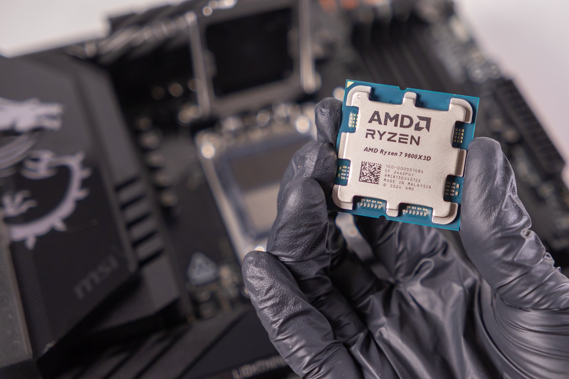 Processeur AMD Ryzen 7 9800X3D