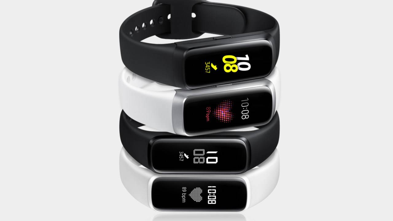 Samsung Galaxy Fit вже в Україні: фітнес-трекер для спорту та ЗСЖ за 2699 гривень