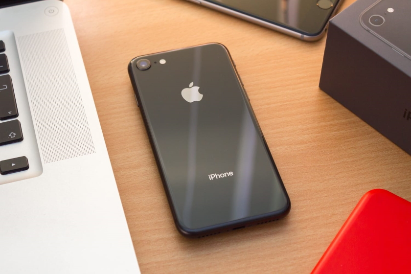 Дизайн, как у iPhone 8 и процессор, как у iPhone 11: Apple готовит к выходу iPhone SE 2