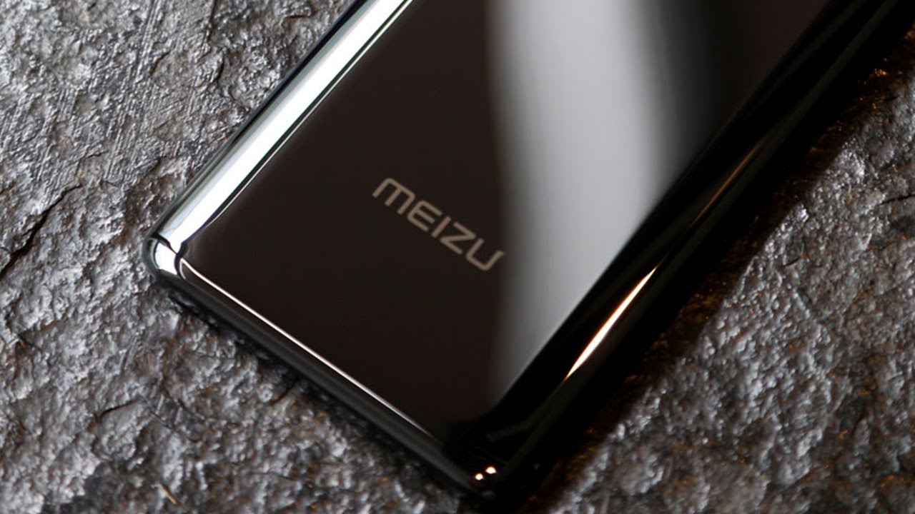 Нові зображення Meizu 17: старий дизайн, вужчі рамки