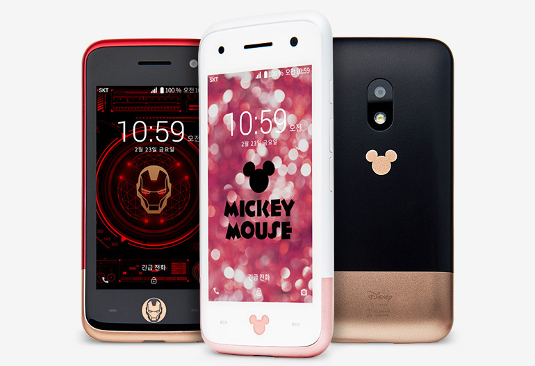 Meet mini phone - bright children's smartphone from Korea