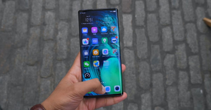 Vivo NEX 3 появился в TENAA: 6.9-дюймовый дисплей, чип Snapdragon 855 Plus, основная камера на 64 Мп и батарея на 4500 мАч