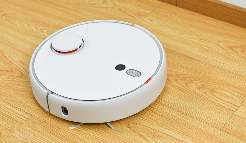 Xiaomi Mi Robot Vacuum Cleaner 1S: что умеет робот-пылесос за $300