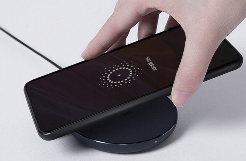 Xiaomi Mi Wireless Charger: универсальная беспроводная зарядка за $10