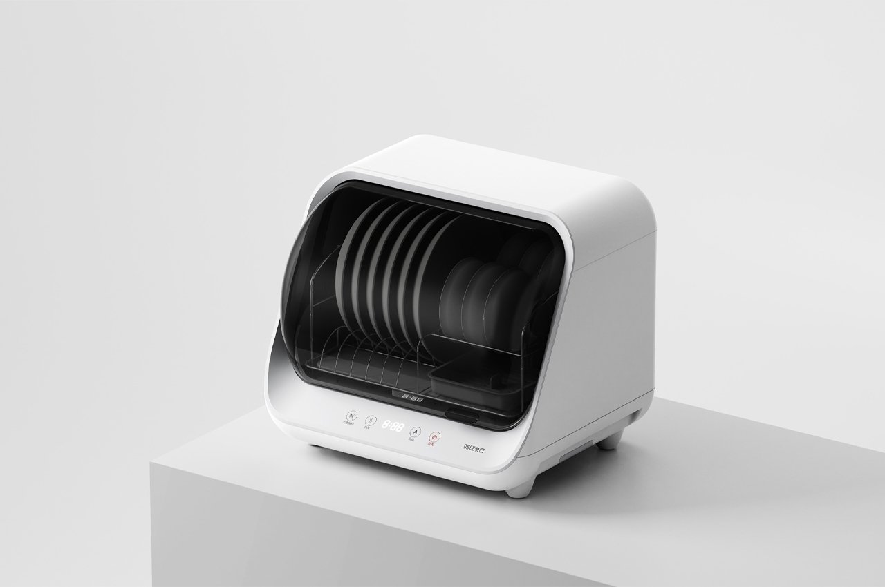This at-home sanitation device disinfects your dishes using ultraviolet rays-24