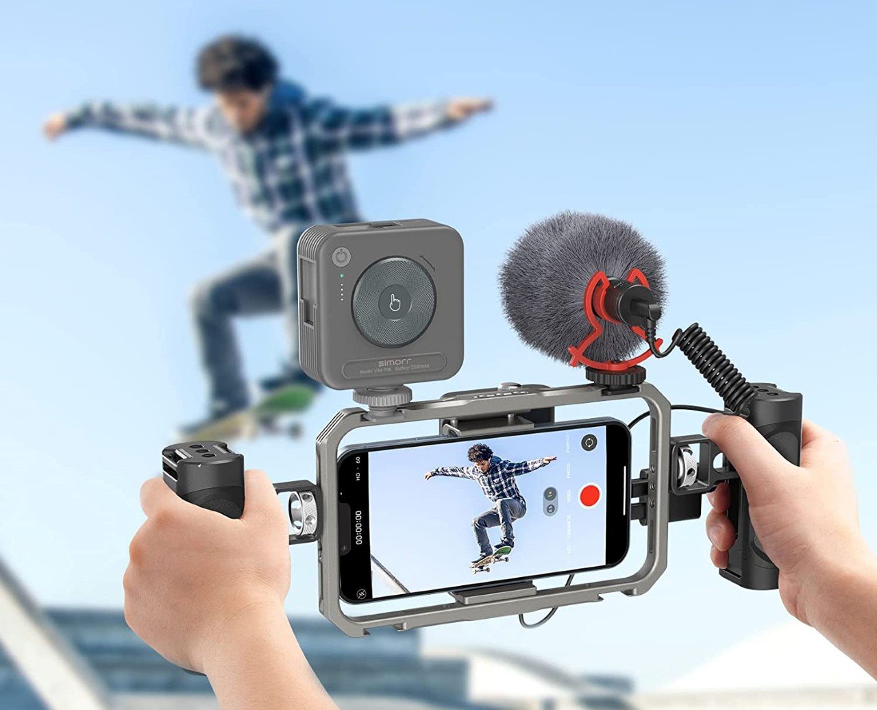 Transformez votre iPhone en une installation de réalisation de films professionnelle avec cette plate-forme de téléphone modulaire-10 Transformez votre iPhone en une installation de réalisation de films professionnelle avec cette plate-forme de téléphone modulaire-10