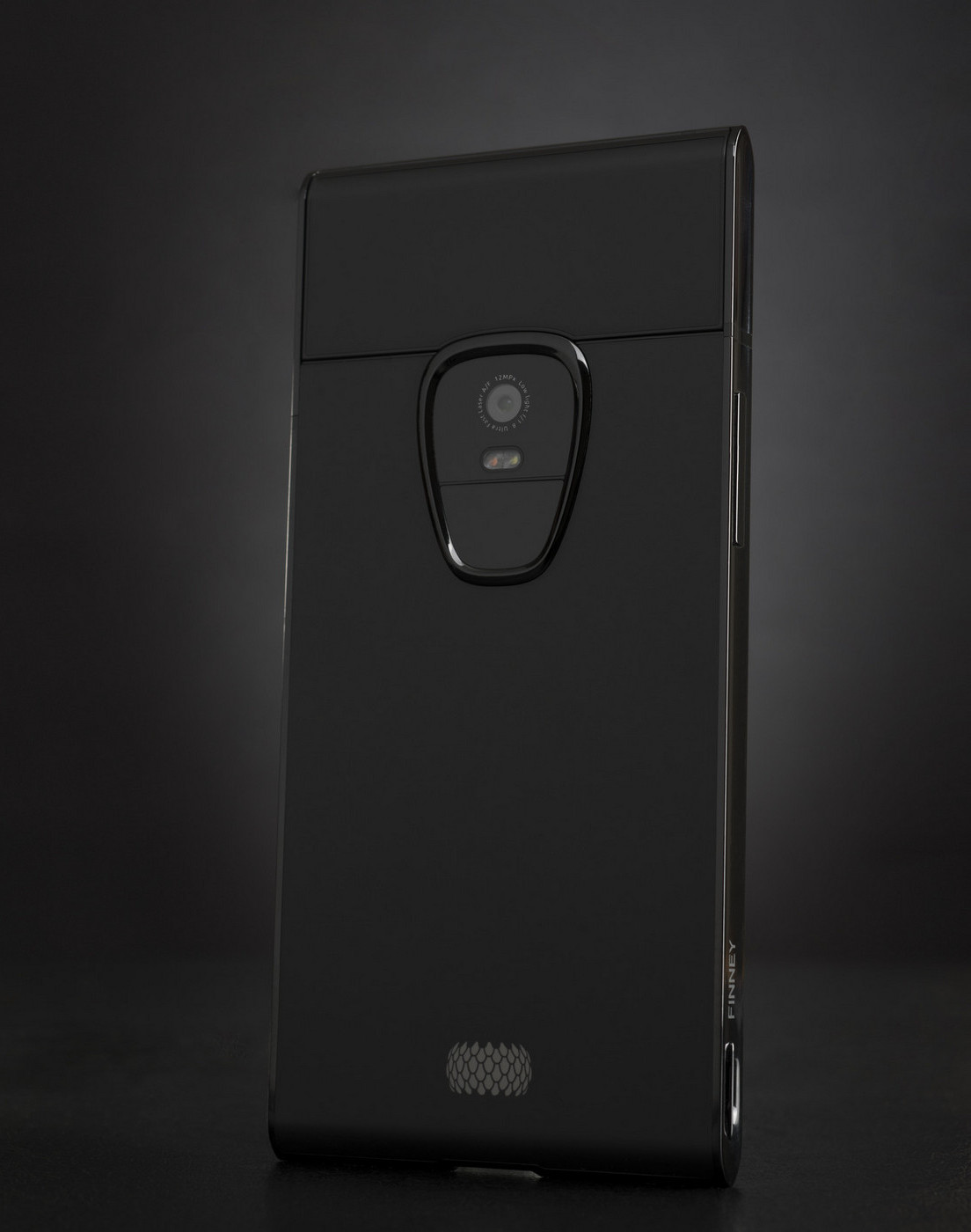 В Украине стартовали продажи блокчейн-смартфона Finney-4