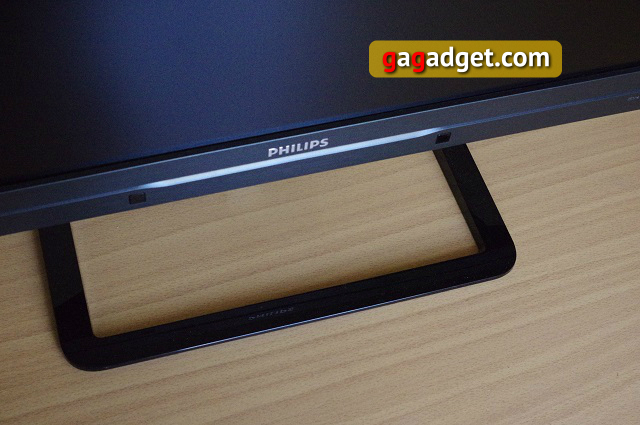 Беглый обзор 27-дюймового PLS-монитора Philips 272C4-9