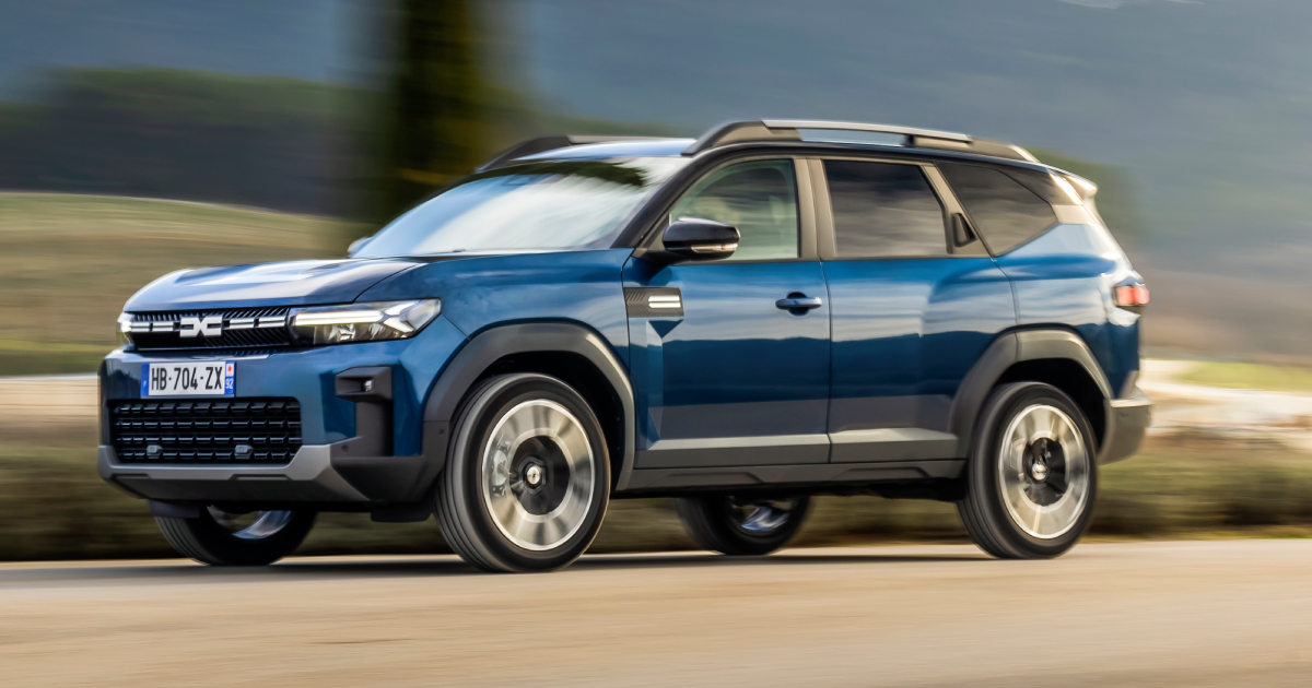 Dacia Bigster на фоне природы