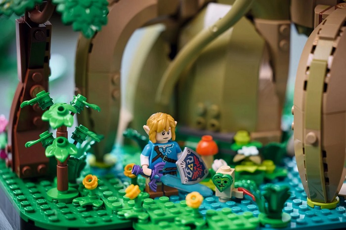 Dans le cadre d'une collaboration intéressante entre Nintendo et LEGO, le premier constructeur sur le thème de The Legend of Zelda a été annoncé. Il vous permettra d'assembler deux variantes du Grand Arbre de Deku.-3