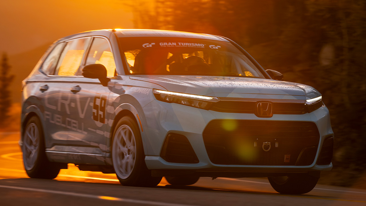 Honda CR-V e:FCEV на перегонах