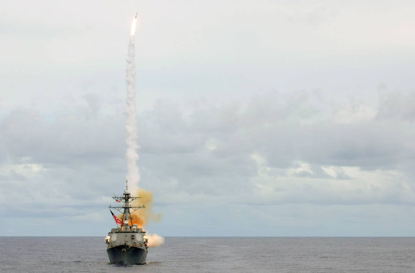 Lockheed Martin s'est vu attribuer jusqu'à 1,1 milliard de dollars pour développer un système de combat intégré destiné à combiner les navires de guerre de la marine et des garde-côtes américains.-3