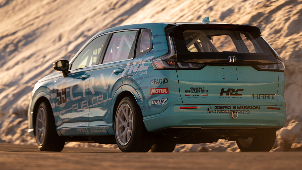 Honda CR-V e:FCEV у перегонах