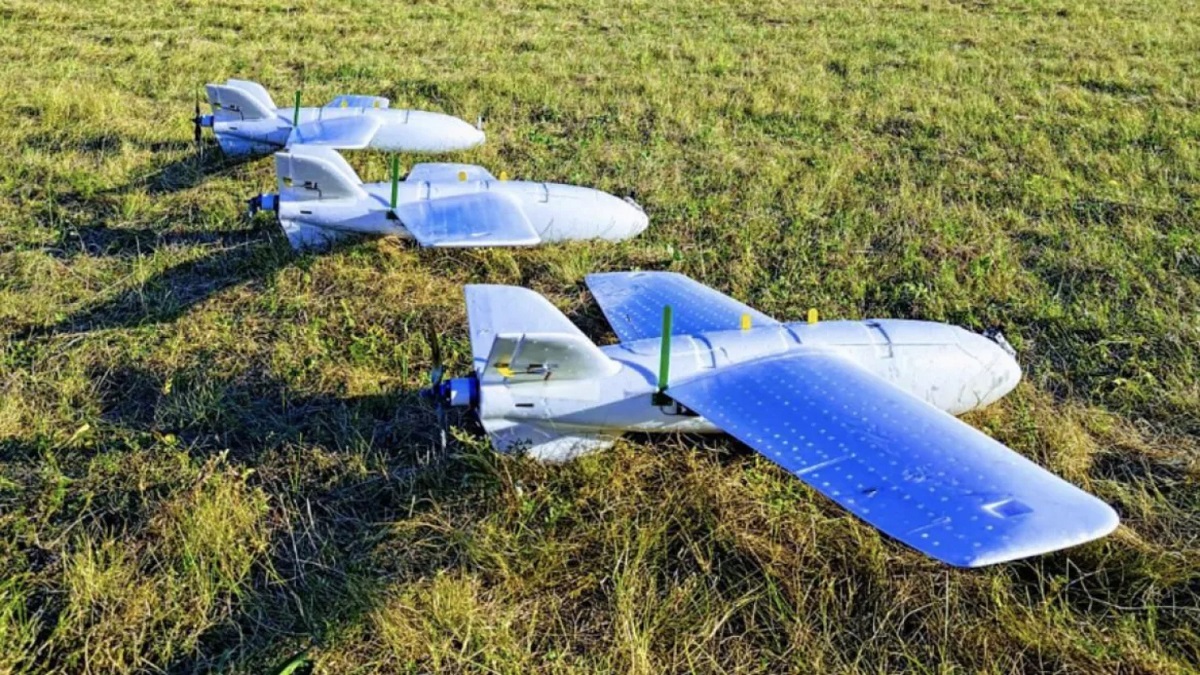 Убивця "Орланів": українські інженери розробили FPV-дрон-перехоплювач VB140 Flamingo, який ефективно знищує російські розвідувальні БПЛА