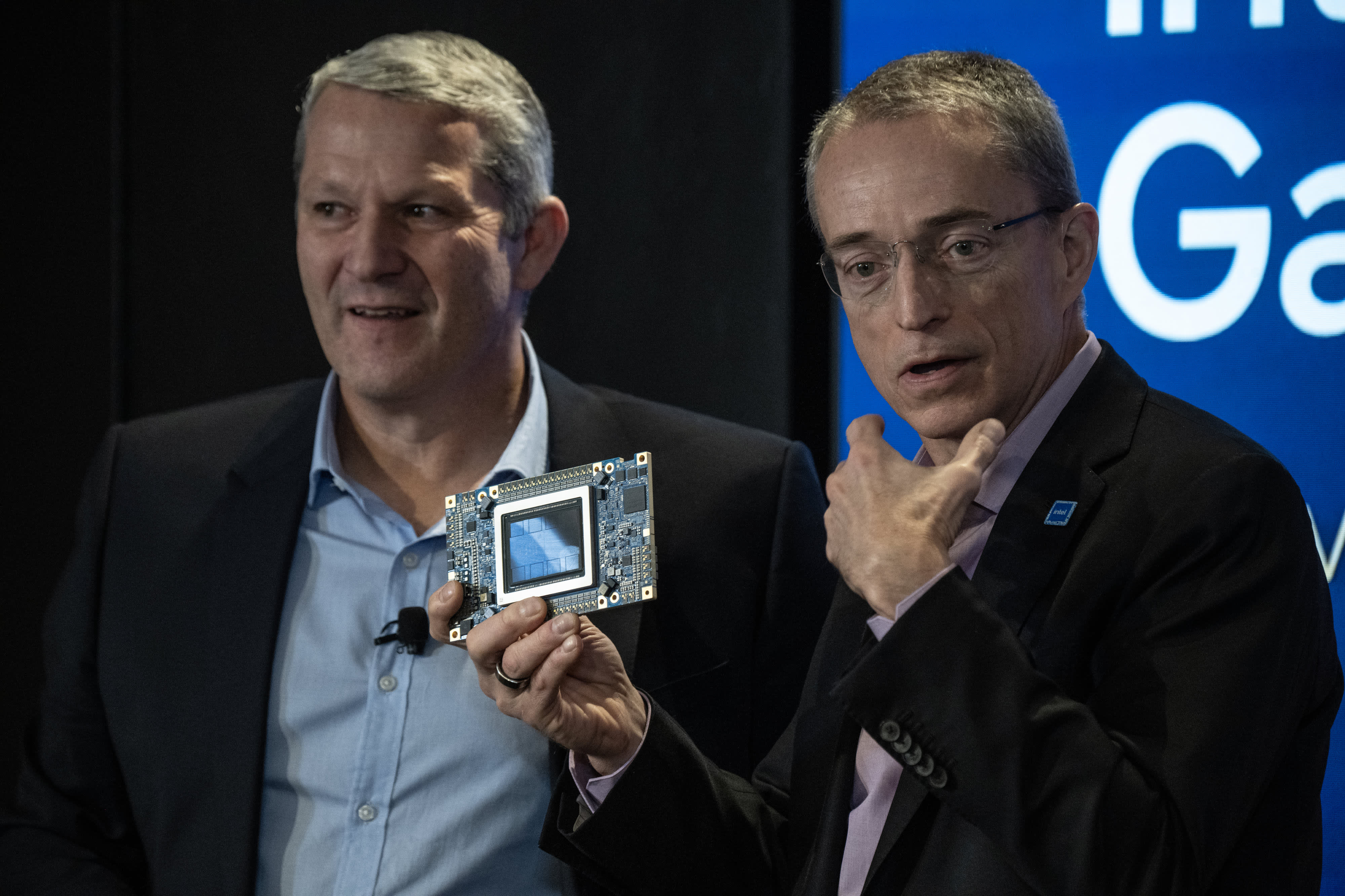 Intel annonce la puce d'IA Gaudi3 pour concurrencer NVIDIA et AMD