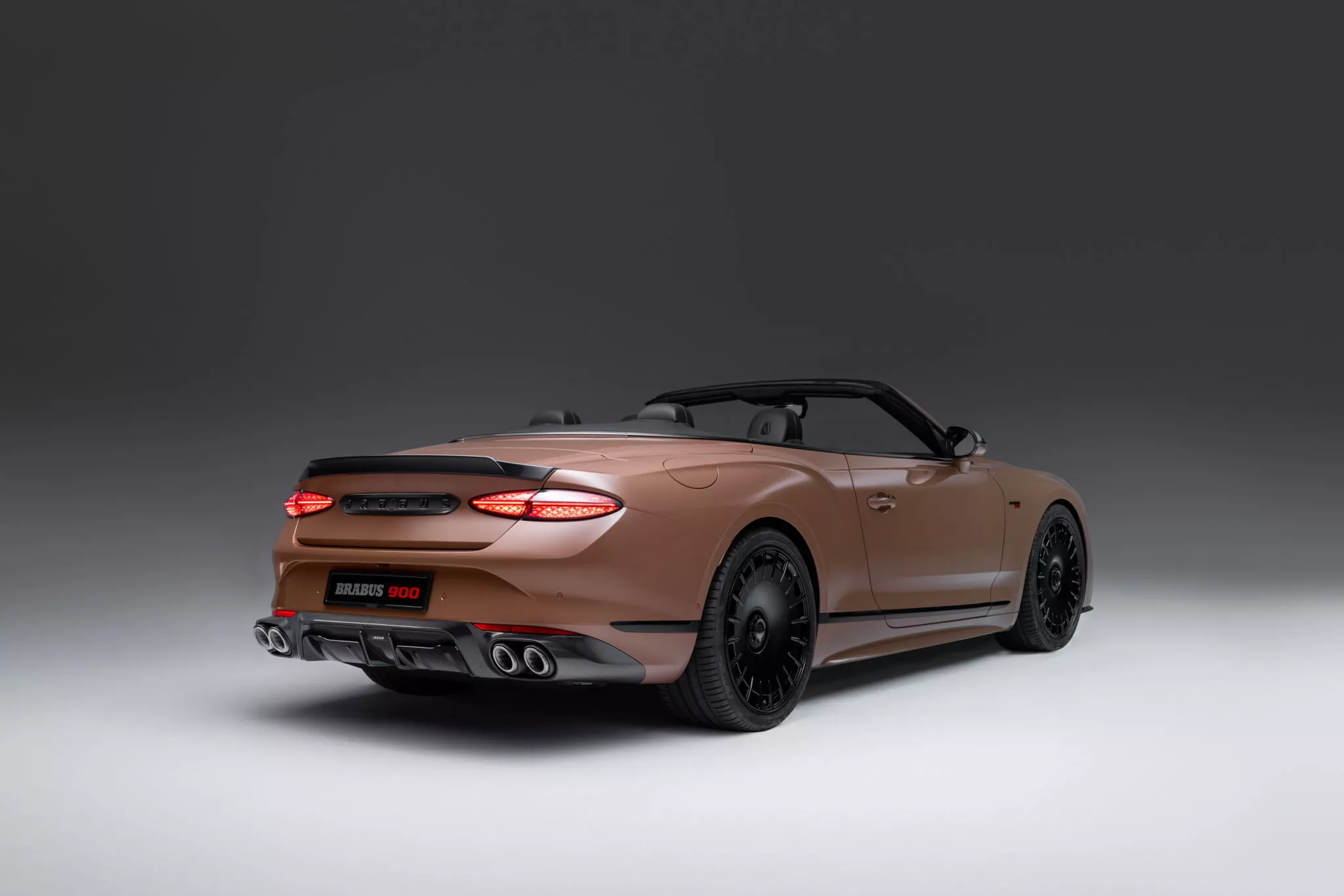 Brabus 900 GTC у кольорі Pale Brown