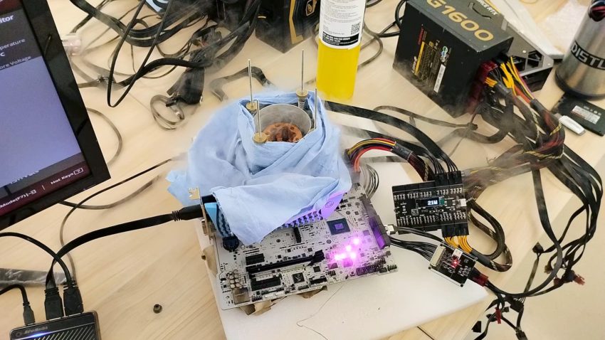 Intel Core i9-13900K побив світовий рекорд розгону серед споживчих процесорів, який протримався понад вісім років-2