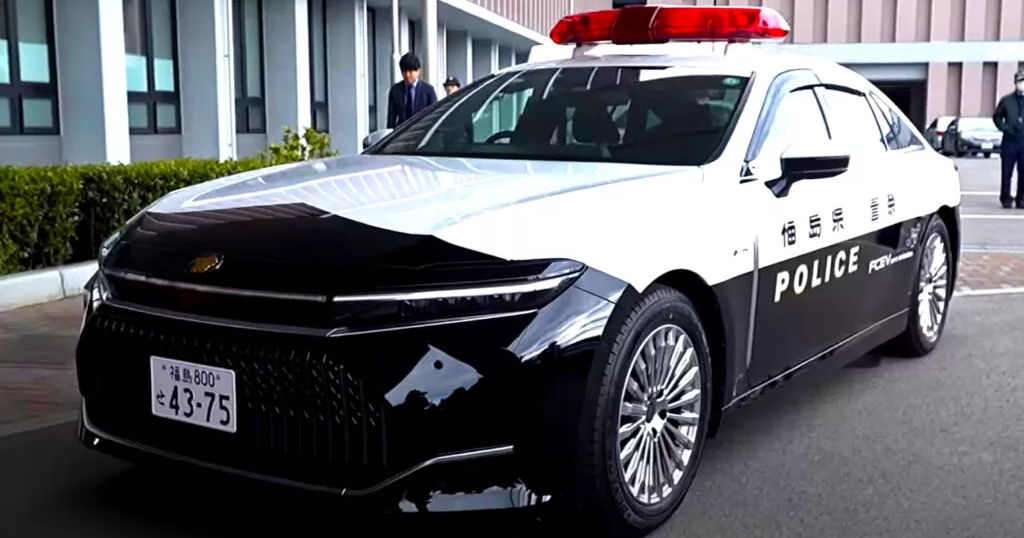 The police version of the Toyota Crown FCEV in Fukushima Prefecture