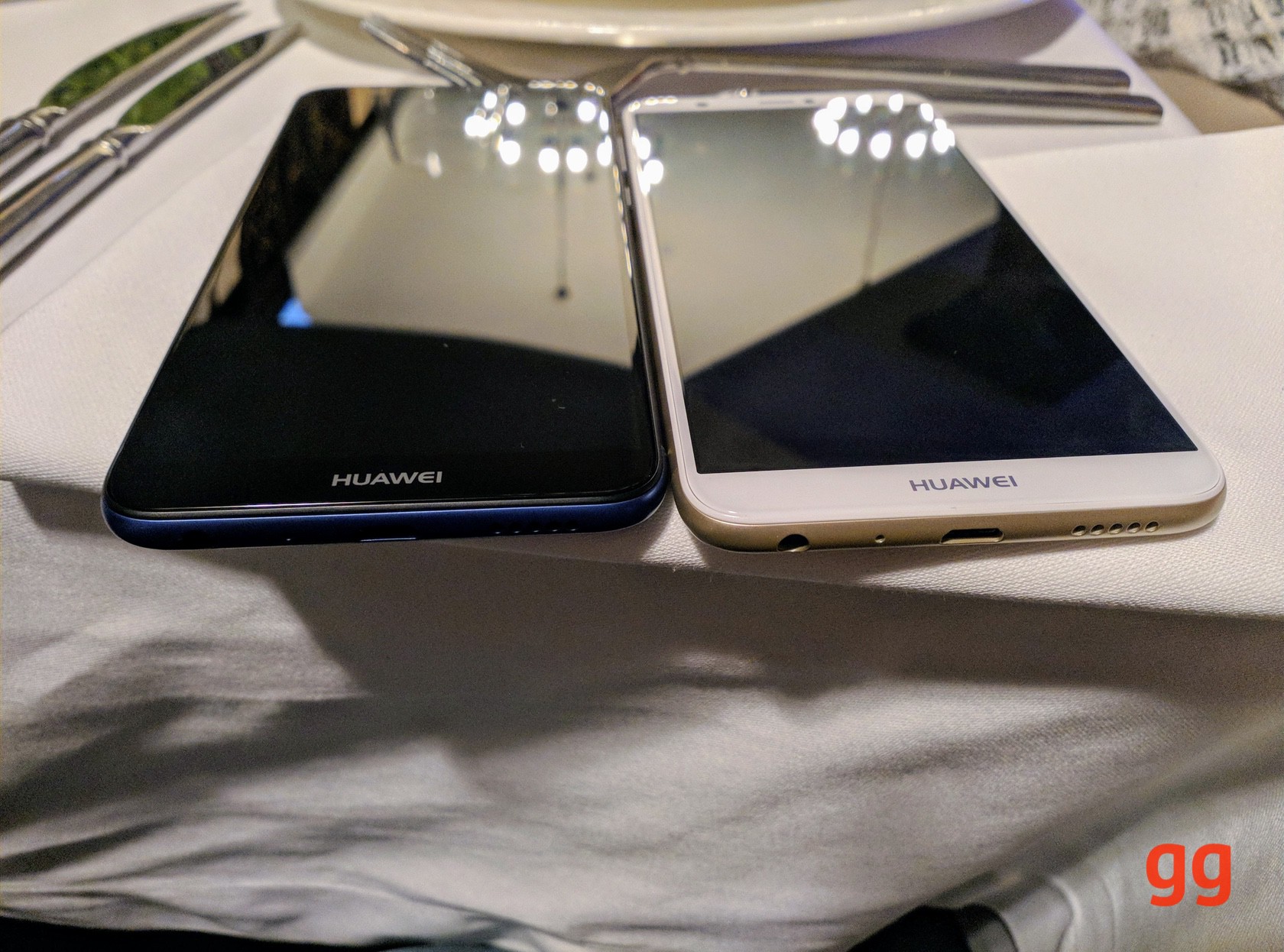 14_huawei_p_smart_FIG_LX1_gagadget.jpg
