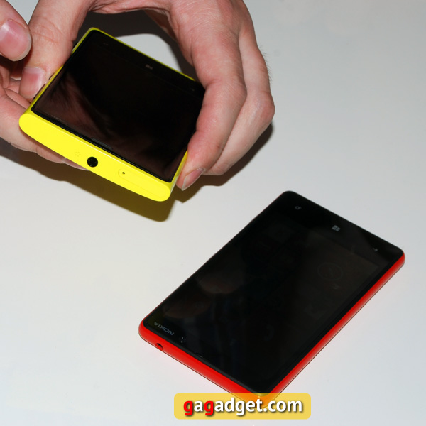 Nokia Lumia 820 и 920 своими глазами: репортаж с презентации в Москве Nokia Lumia 820 и 920 своими глазами: репортаж с презентации в Москве