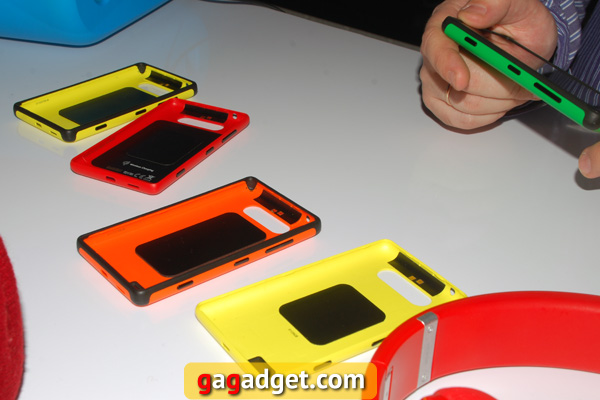 Nokia Lumia 820 и 920 своими глазами: репортаж с презентации в Москве-10