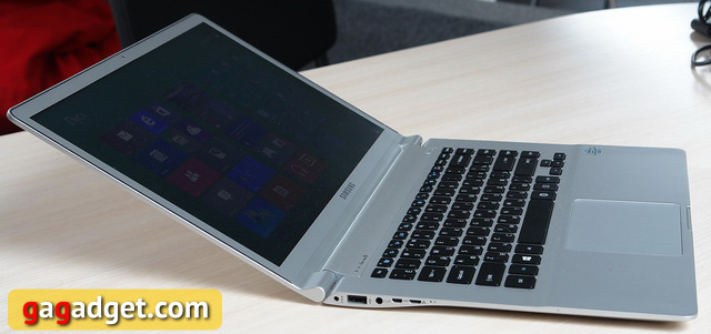 Обзор Samsung New Series 9 (NP900X4D)-11