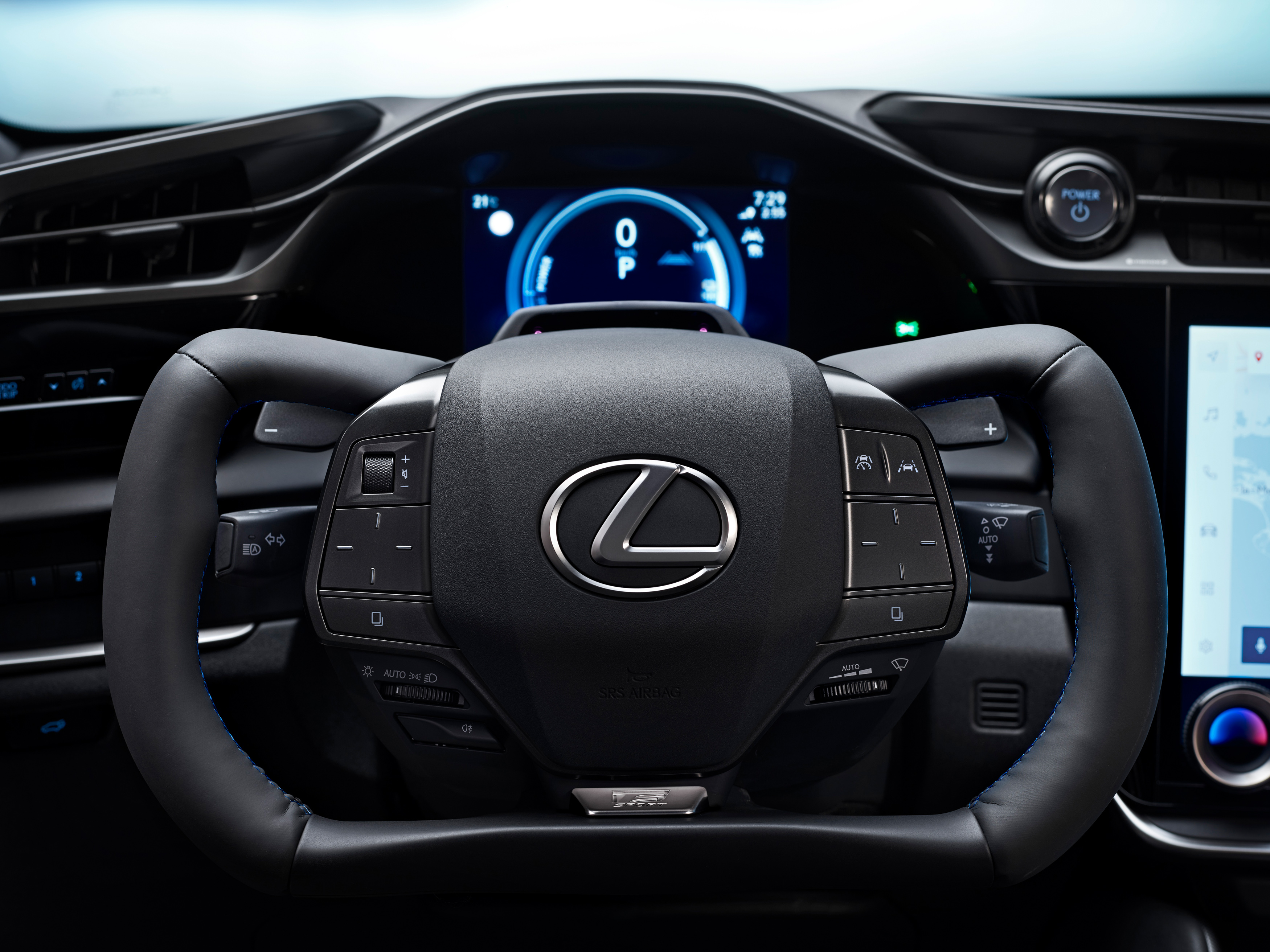 L'intérieur modernisé de la Lexus RZ 2025 - image 3