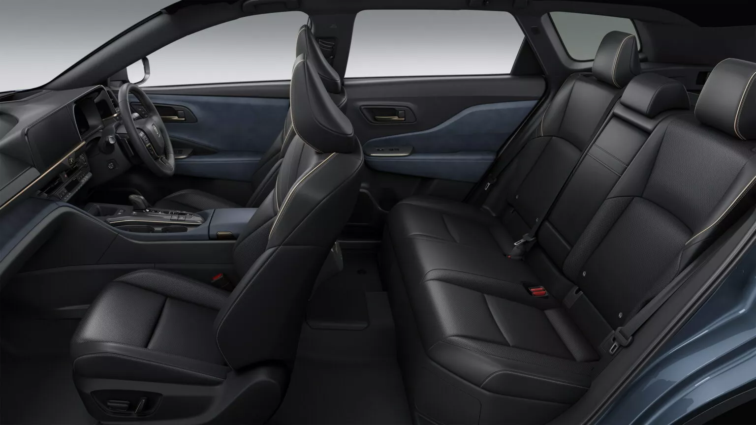 Інтер'єр Toyota Crown Estate